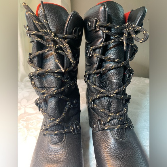 COUGAR BOOTS WEDGY PEBBLED LEATHER WOMENS SIZE 8😍 - Picture 8 of 8